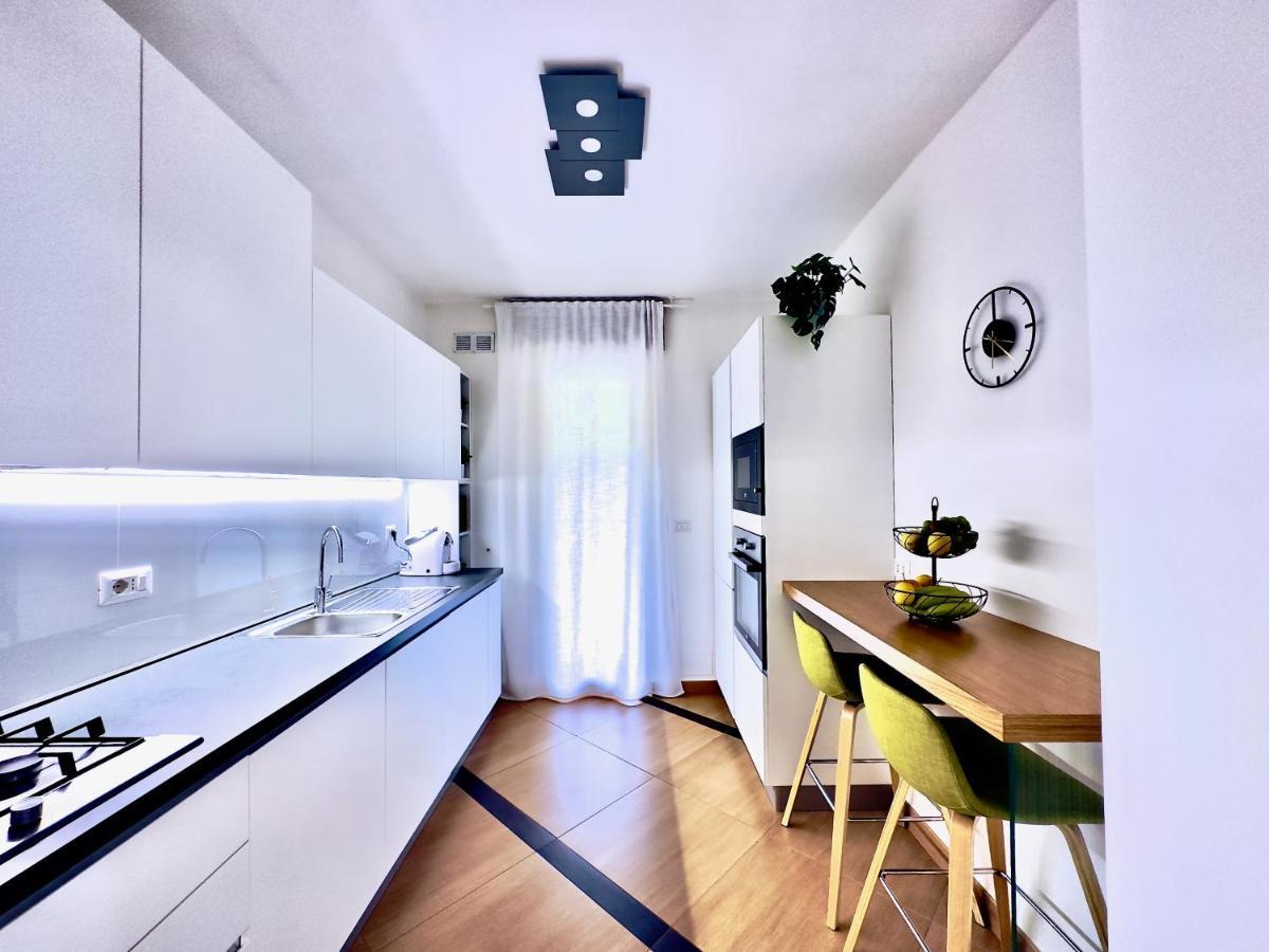 Salento Sweet Home - Obelisco Luxury Apartment Lecce Zewnętrze zdjęcie