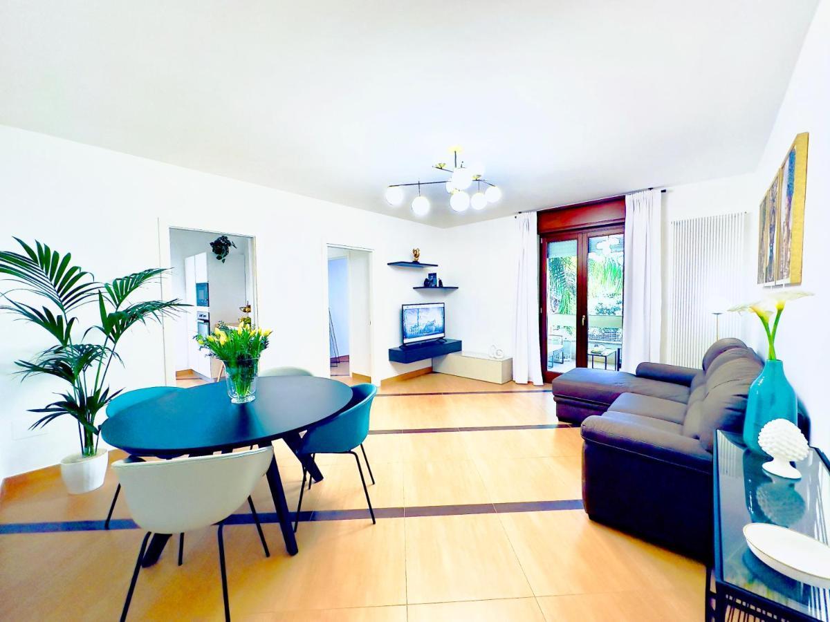 Salento Sweet Home - Obelisco Luxury Apartment Lecce Zewnętrze zdjęcie