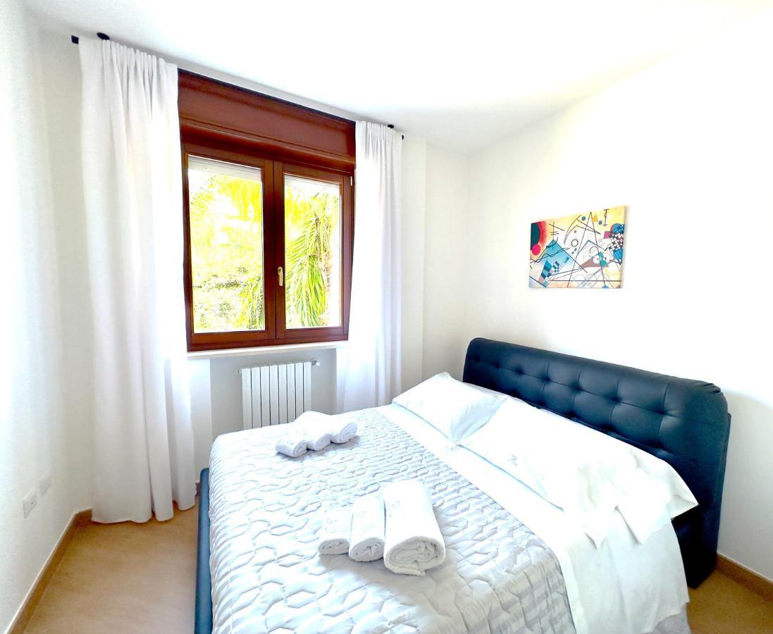 Salento Sweet Home - Obelisco Luxury Apartment Lecce Zewnętrze zdjęcie